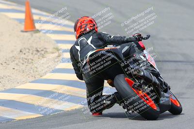 media/Mar-13-2022-SoCal Trackdays (Sun) [[112cf61d7e]]/Turn 10 Backside (105pm)/